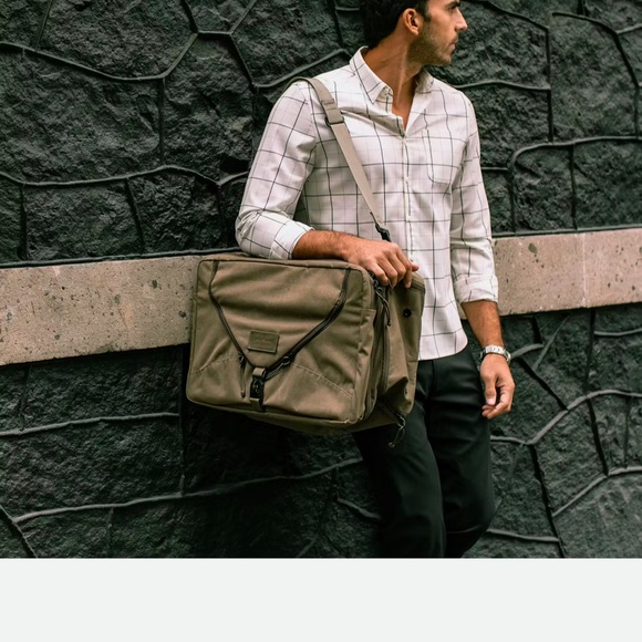 Mystery Ranch x Huckberry Mission Hybrid 40L - Like New - Use Only Once. - Picture 9 of 9